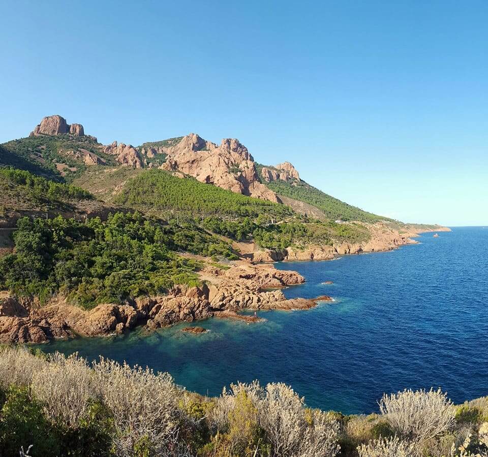 The Le Parc campsite in Provence-Alpes-Côte d'Azure is situated close to the Massif de l'Esterel